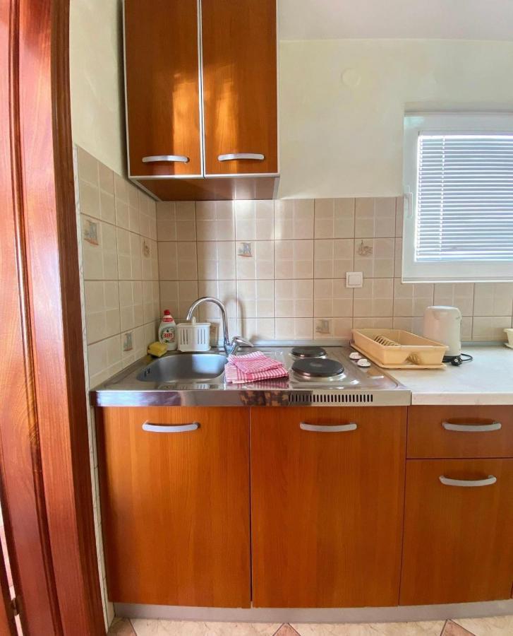 Apartmani Luksic Сутоморе Екстер'єр фото
