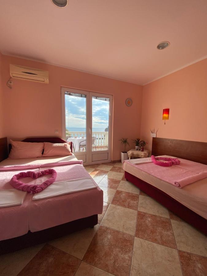 Apartmani Luksic Сутоморе Екстер'єр фото