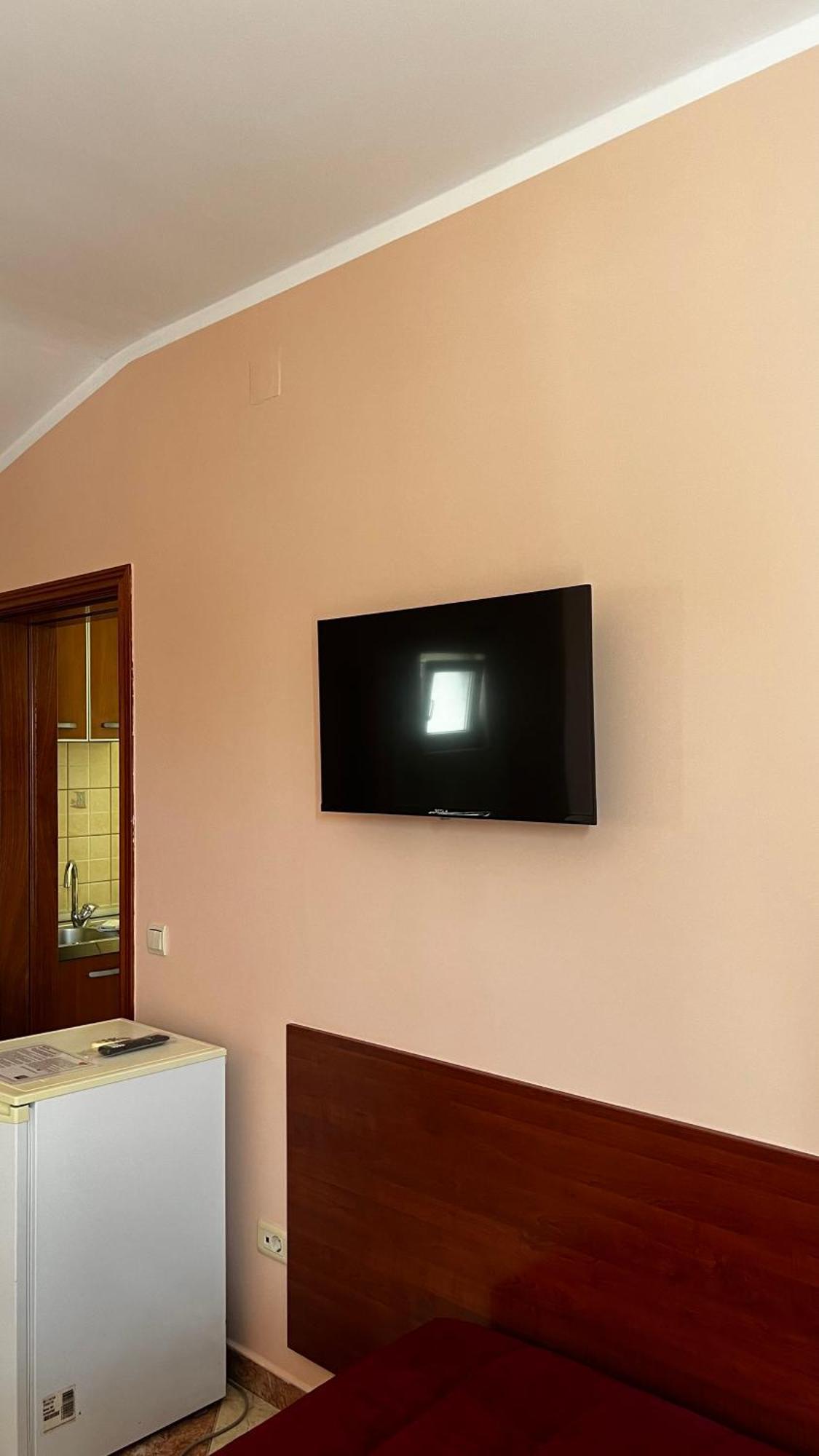 Apartmani Luksic Сутоморе Екстер'єр фото